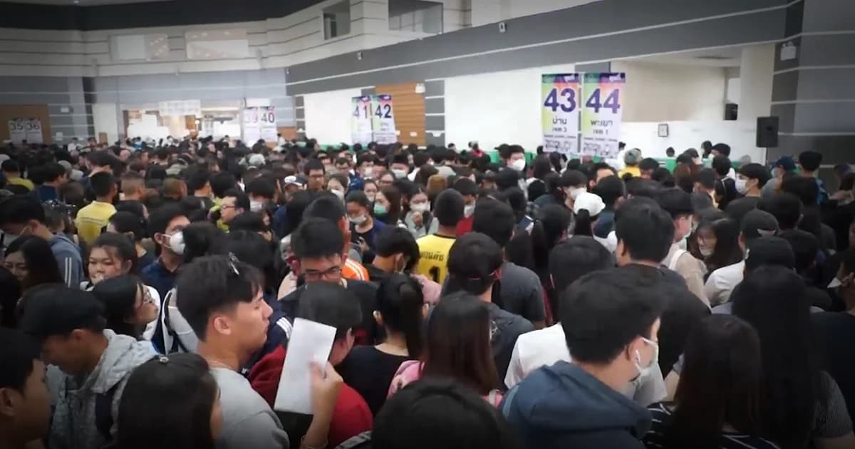 ปชช.เชียงใหม่โวย กกต. จัดเลือกตั้งล่วงหน้า เตรียมการไม่ดี คนแน่น หาหน่วยไม่เจอ