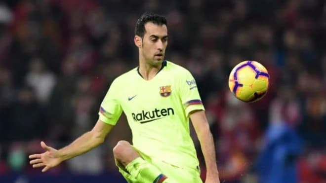 ถึงกับหลั่งน้ำตา “บุสเก็ตต์” ขอโทษแฟนบอลบาร์เซโลน่า หลังแพ้ “หงส์แดง” 4-0 พลิกตกรอบ