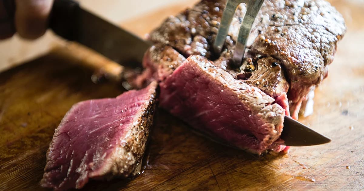 บราซิลส่งออกเนื้อวัวมากสุดในโลก อาจเป็นสาเหตุอเมซอนถูกเผา เพิ่มพื้นที่เลี้ยงสัตว์