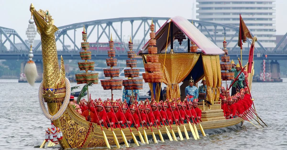 โปรดเกล้าฯ เลื่อนหมายกำหนดการเสด็จพระราชดำเนินเลียบพระนครฯ เป็น12 ธ.ค.นี้