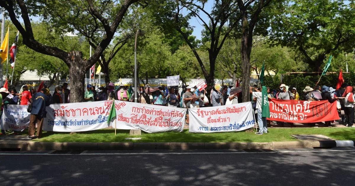 สมัชชาคนจนปักหลักชุมนุมข้างทำเนียบฯ ออกแถลงการณ์ขอรัฐบาลเปิดเจรจาอีกครั้ง