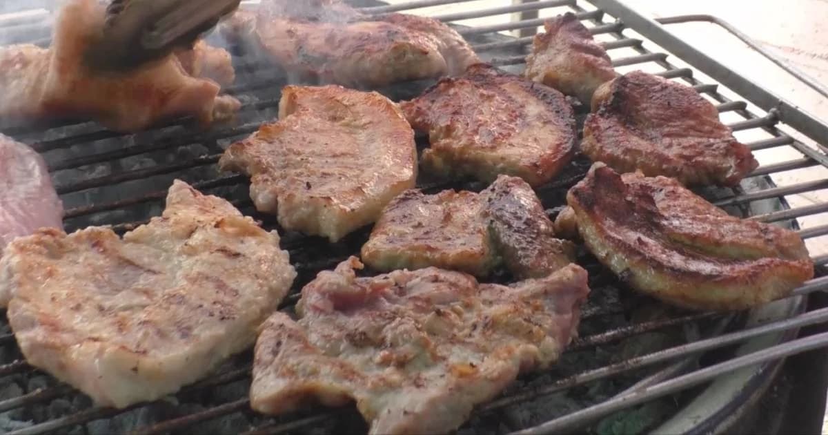 ยายวัย 69 ปี กินหัวหมูแก้บนถูกหวย ติดโรคไข้หูดับเสียการได้ยินทั้ง 2 ข้าง