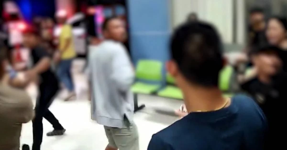 รวบแล้ว 3 โจ๋ก่อเหตุตีกันในห้องฉุกเฉิน ผอ.รพ.อ่างทอง แถลงเอาผิด-ไม่มีข้อยกเว้น