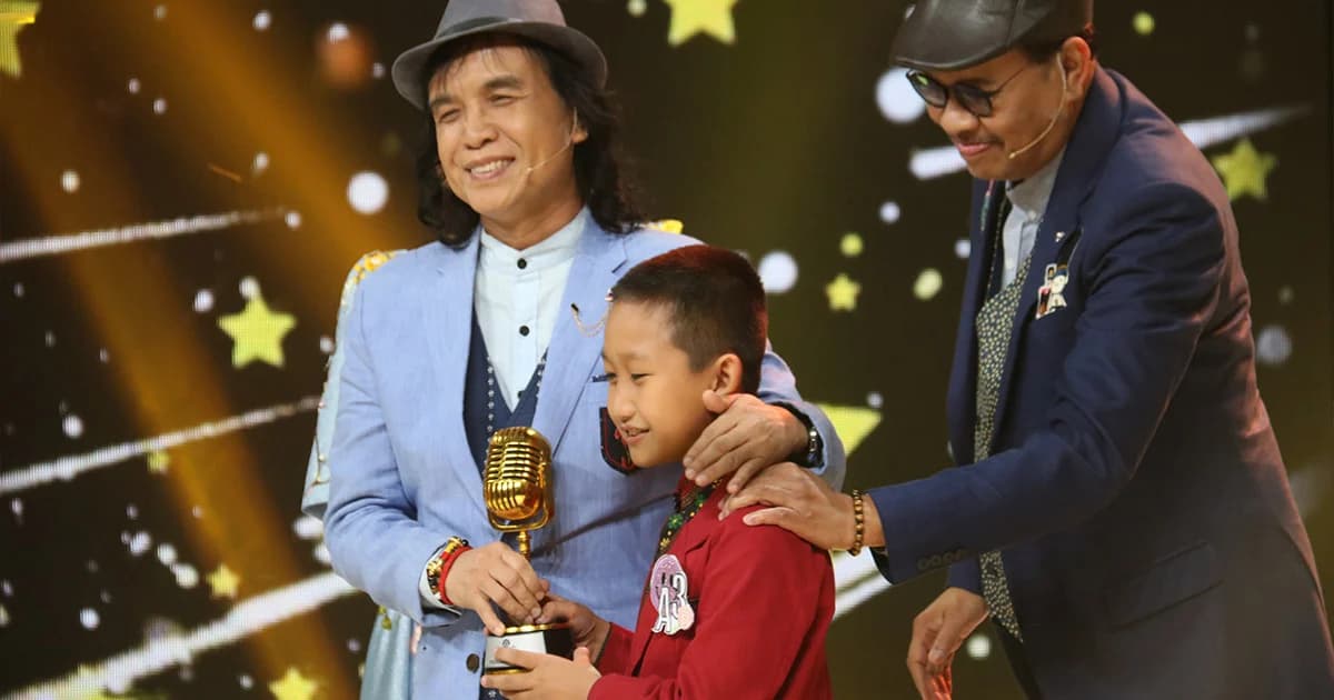 “น้องดิ๊พอ” เด็กน้อยชาวดอย คว้าแชมป์ไมค์ทองคำเด็ก คนที่ 4 ของประเทศไทย