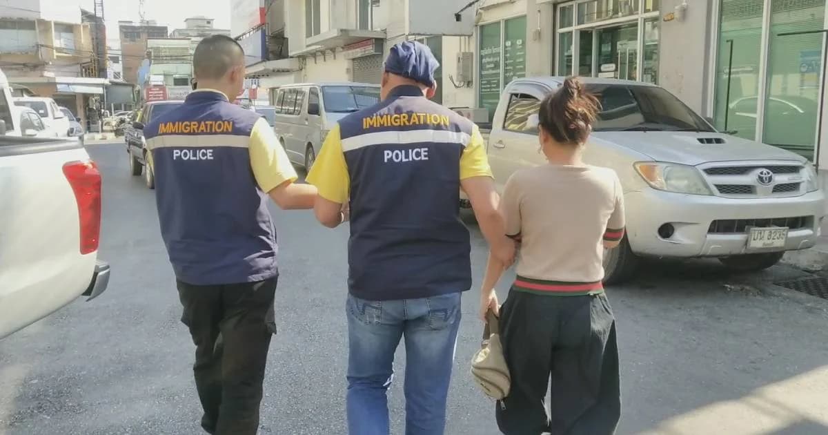 ย้ำแรงงานต่างด้าวห้ามรับเงิน-ทอนเงิน ตม.จันทบุรี ซุ่มจับพบเปิดแผงขายผักเอง