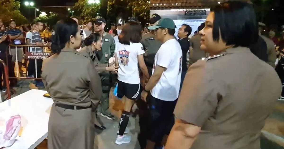 วิ่งไล่ลุง อุบลฯ ถูกสั่งห้ามสวมเสื้อโลโก้งาน – เชียงใหม่ จัดงานชน ตร. แต่จบด้วยดี