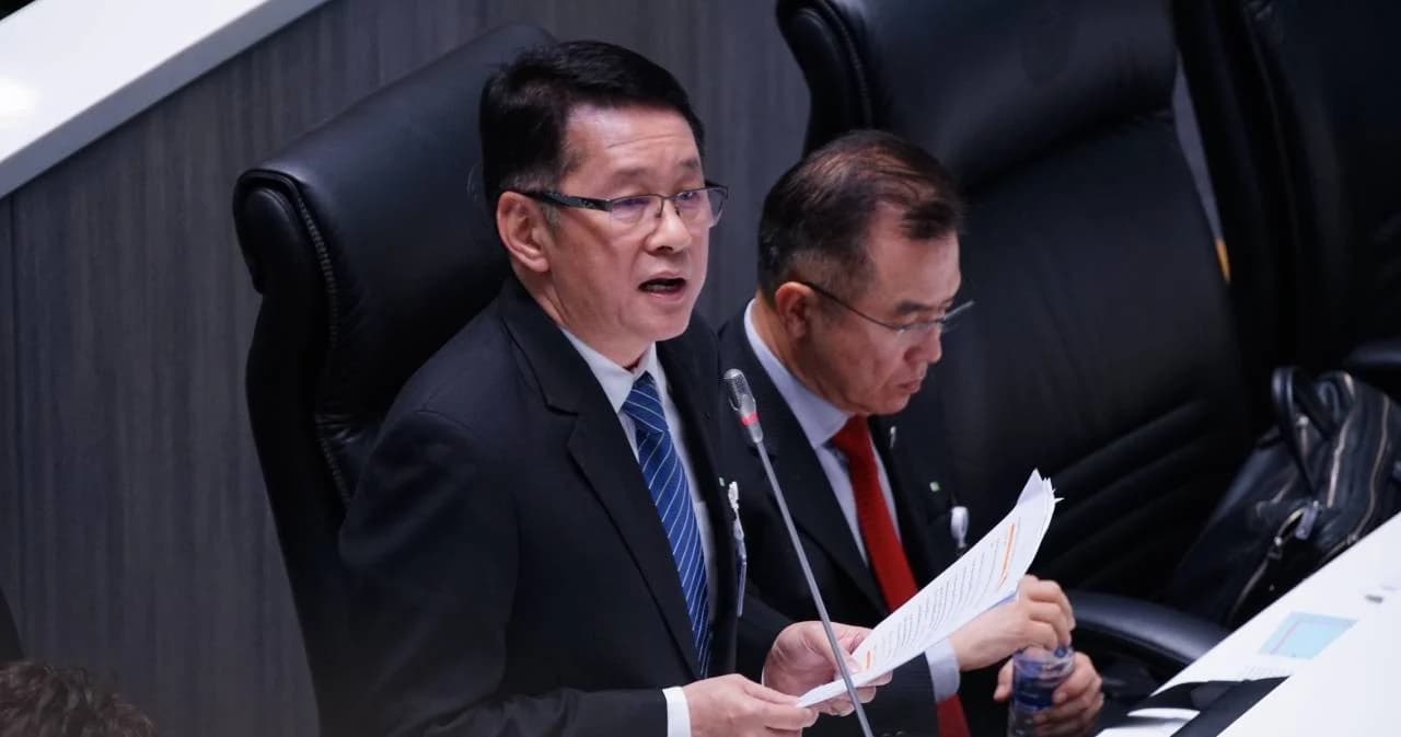 เพื่อไทย อภิปรายนายกฯ อาศัยบ้านหลวง น้ำ-ไฟฟรี ขัด รธน.ต้องพ้นตำแหน่ง