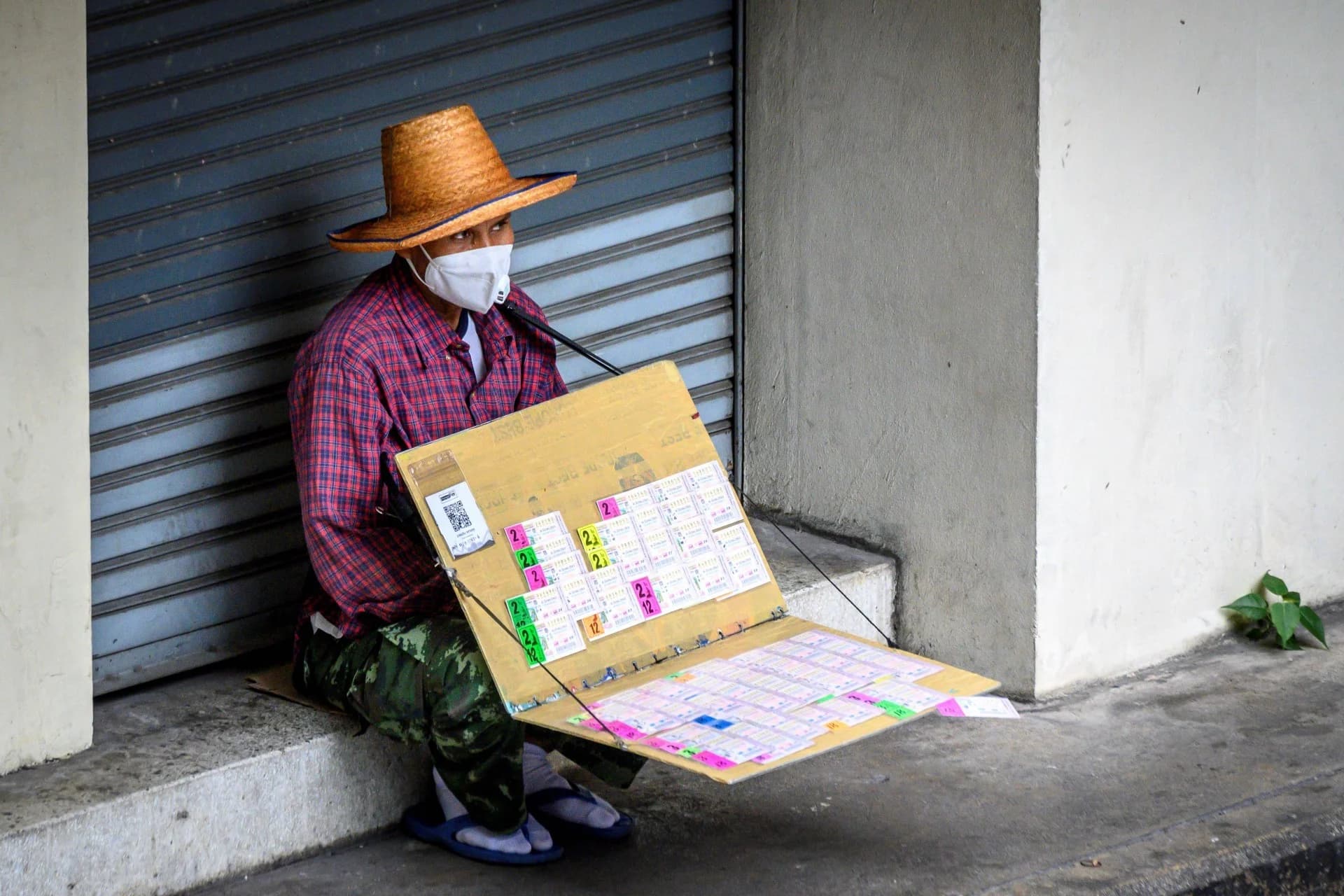 18 นักเศรษฐศาสตร์มธ. เสนอนำ 1 ล้านล้านประคองปากท้องประชาชน-นายทุนต้องร่วมเฉลี่ยความทุกข์