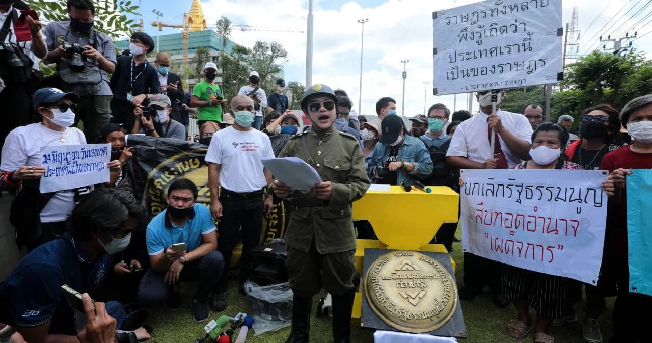 กติกาที่ไม่เอียง รัฐบาลที่รับฟัง ฝ่ายค้านที่โกรธแทน เสียงคนรุ่นใหม่ในวันที่ 24 มิ.ย.