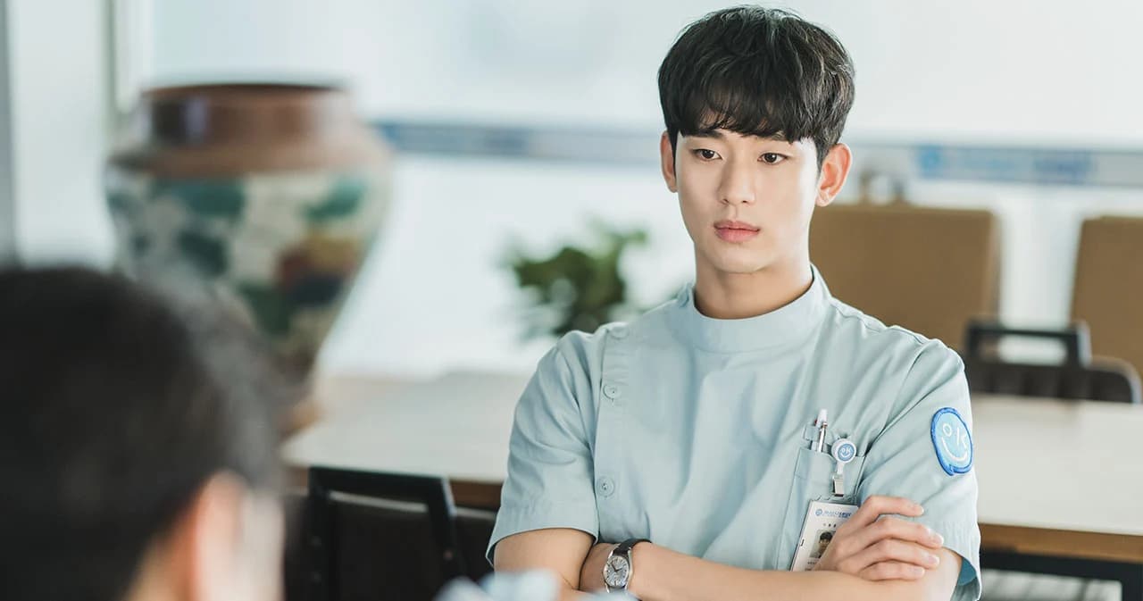 เปิดประวัติ ‘คิมซูฮยอน’ พระเอกหล่อ สุดอบอุ่น นักแสดงตัวท็อปเกาหลีใต้