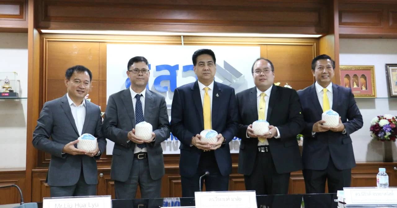 ผู้ส่งออกมะพร้าวน้ำหอมไทยติด QR Code รับรองมาตรฐานก่อนส่งออกจีน