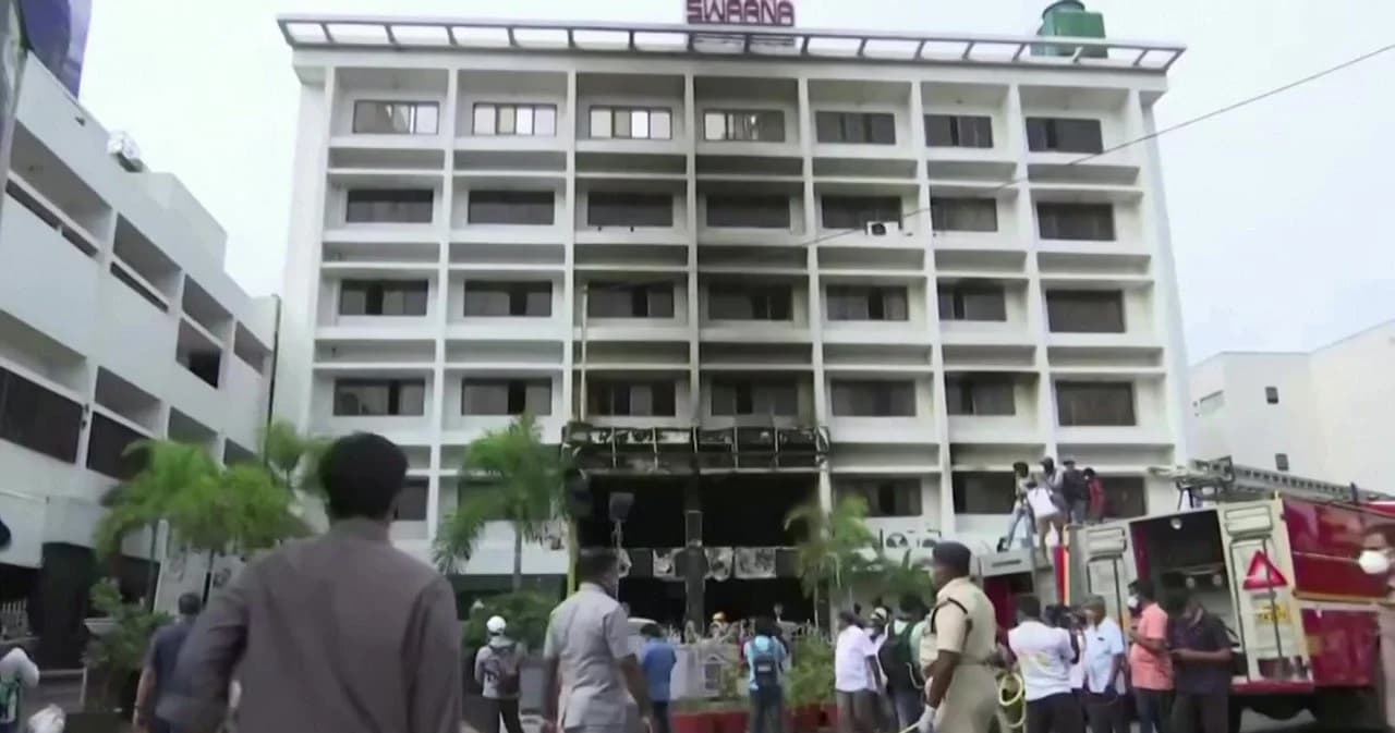 เพลิงไหม้สถานกักโควิดของอินเดีย เสียชีวิตแล้วอย่างน้อย 10 คน คาดเกิดจากไฟฟ้าลัดวงจร