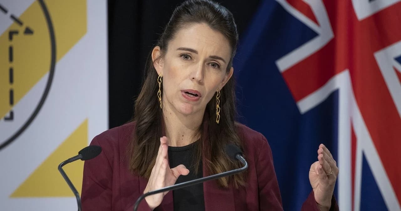 นิวซีแลนด์ประกาศล็อกดาวน์ หลังพบผู้ติดเชื้อในประเทศ ครั้งแรกในรอบ 102 วัน