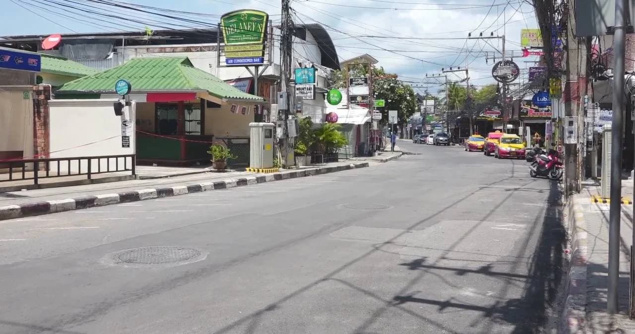 ชาวสมุยแจงยังพร้อมรับนักท่องเที่ยว หยุดแค่บางธุรกิจ อย่าเรียกเมืองร้าง ยิ่งกระทบ