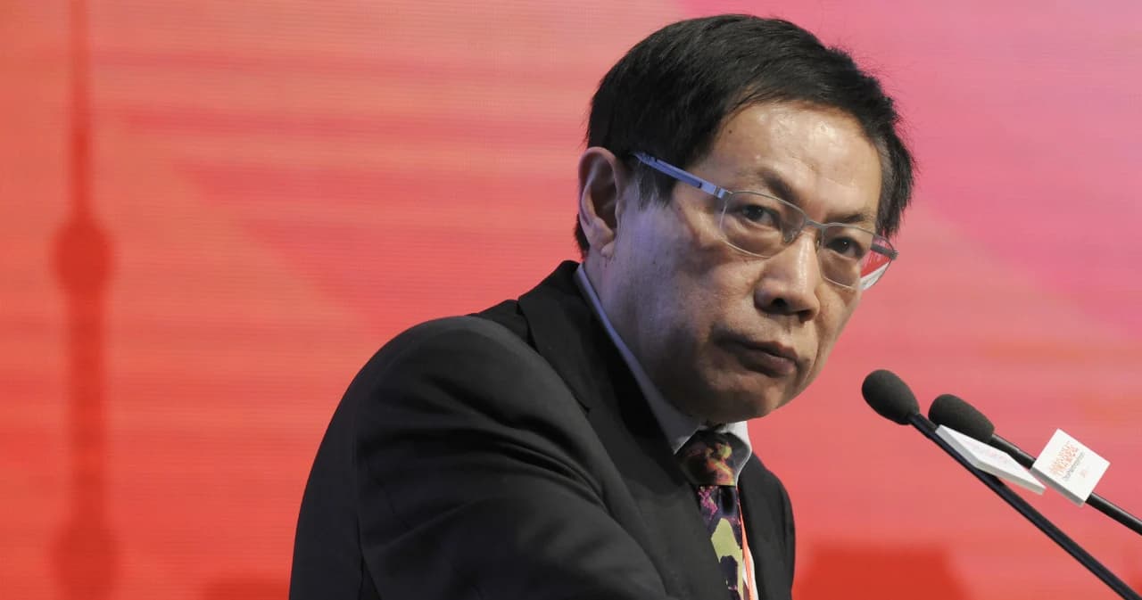 เศรษฐีจีนวิจารณ์สี จิ้นผิง ถูกตัดสินจำคุก 18 ปี