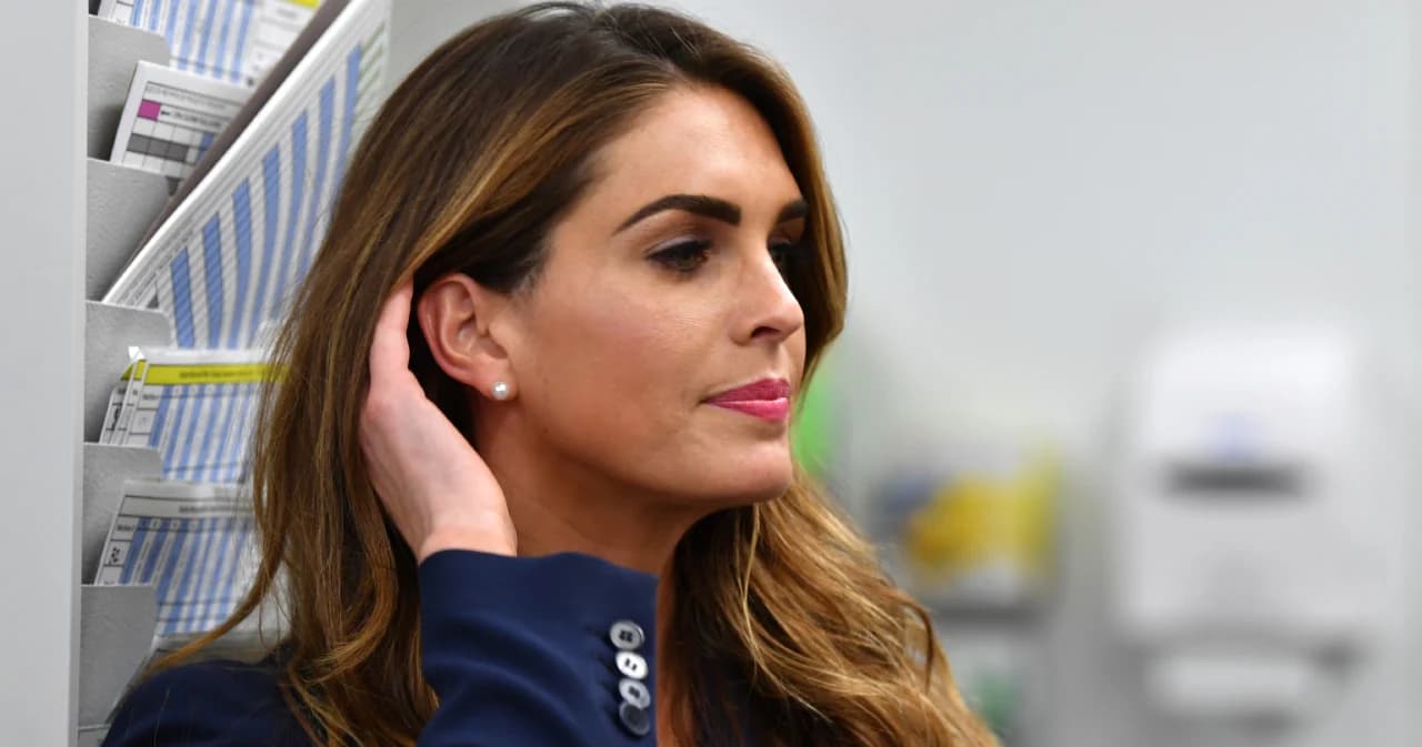 คนใกล้ชิดทรัมป์ติดโควิด-19 นั่งเครื่องบินลำเดียวกันไปฟังดีเบต ทรัมป์เผยตรวจโรคแล้วรอฟังผล