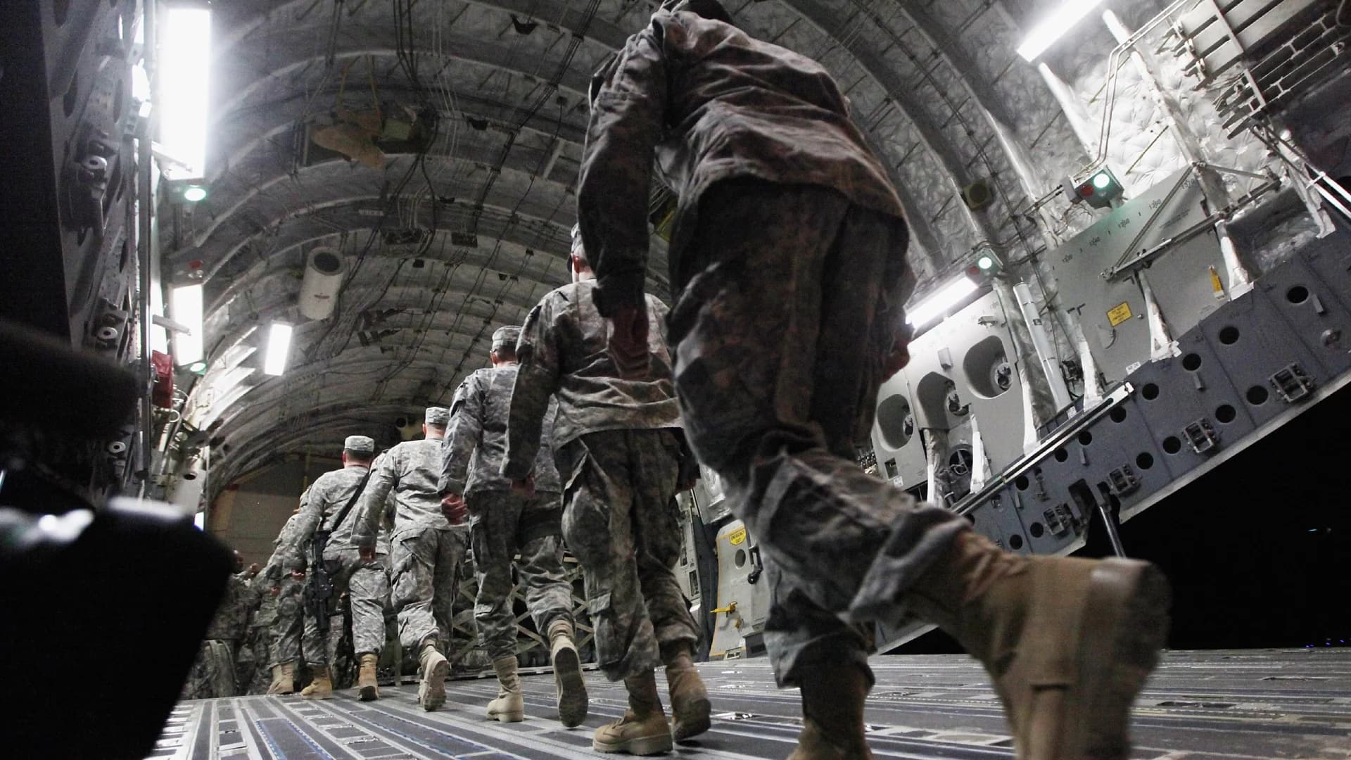 ทรัมป์เคลื่อนไหวเตรียมทิ้งทวน ถอนทหารบางส่วนในอิรัก-อัฟกานิสถาน จะโจมตีฐานนิวเคลียร์อิหร่านแต่ถูกเบรก