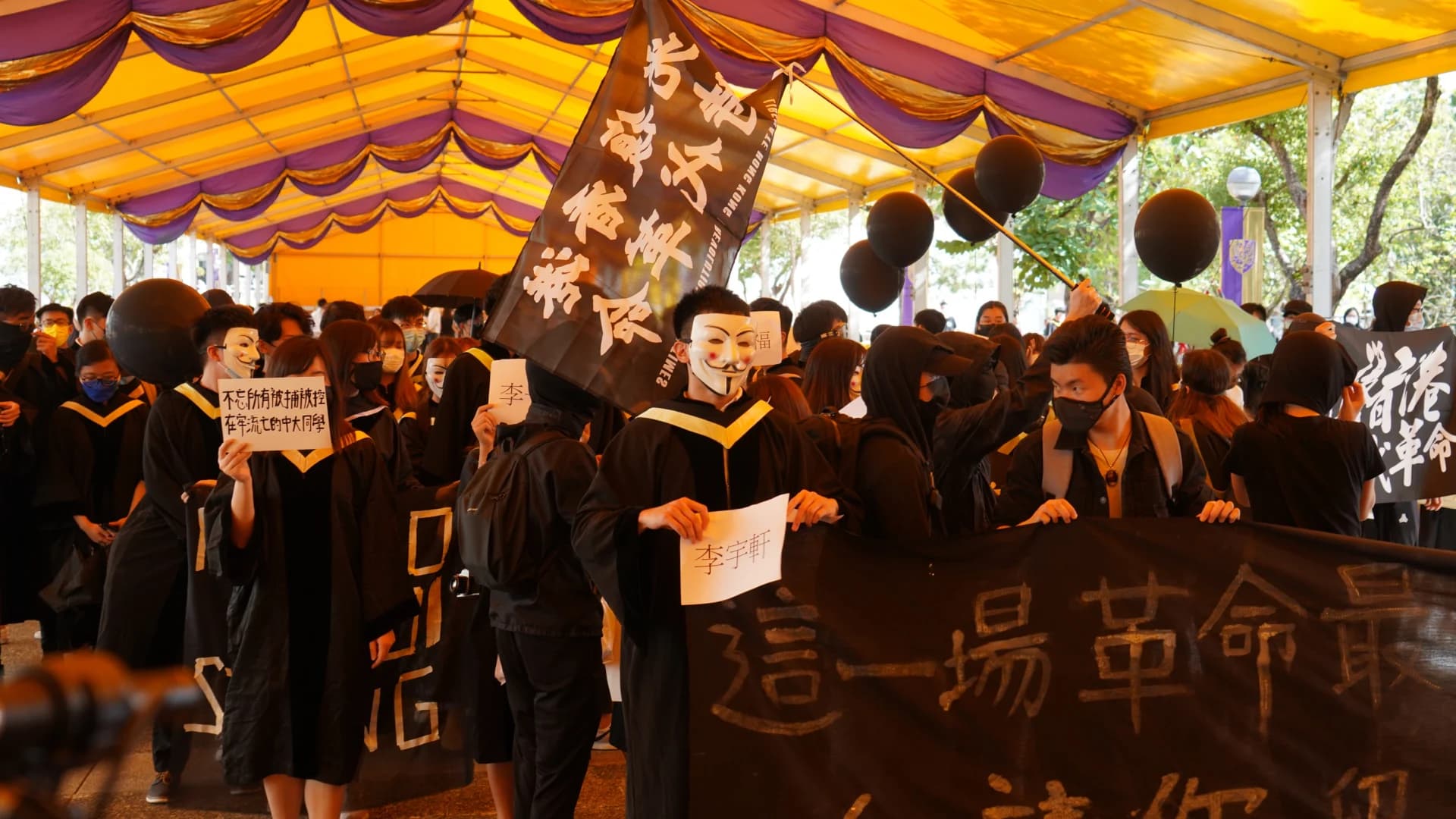 ตำรวจจับชาวฮ่องกง 8 คน จัดม็อบในมหาวิทยาลัยเดือนที่แล้ว ฐานชุมนุมไม่ได้รับอนุญาต-หนุนแยกตัว