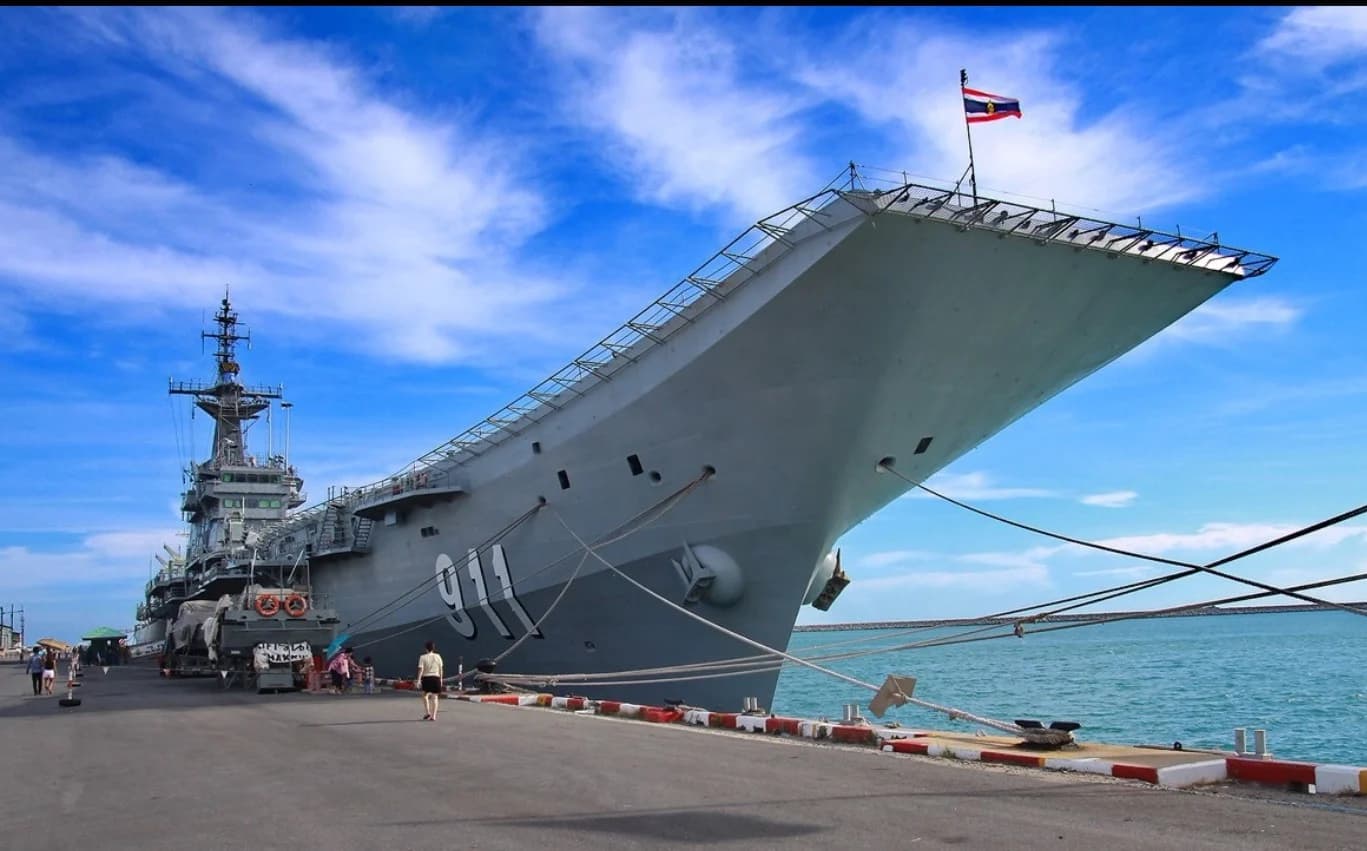 ทร.ยอมรับมีกำลังพลเรือหลวงจักรีฯ ติดโควิด-19 เร่งกักตัวทหารอีก 273 นาย