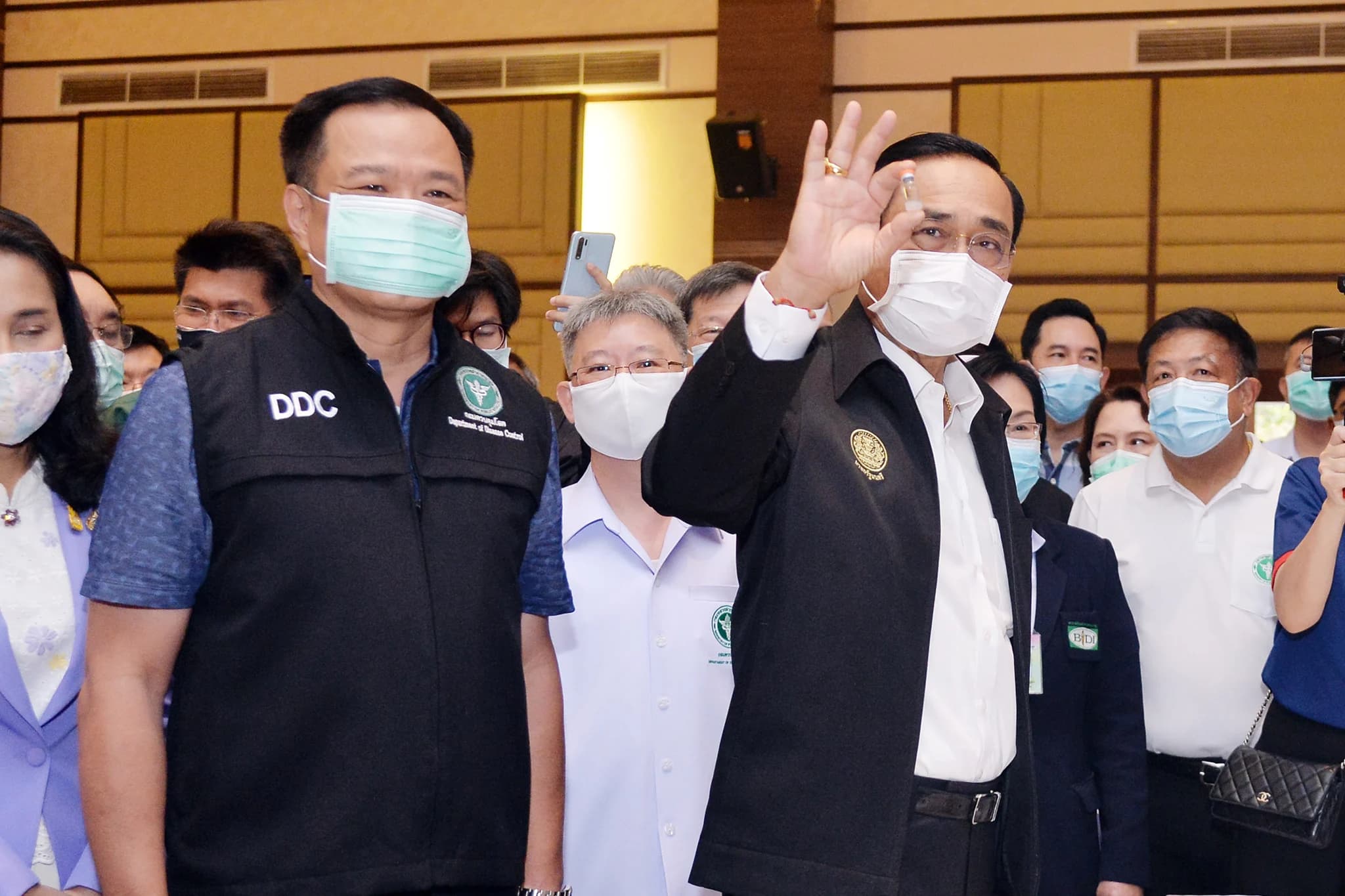 นายกฯ - อนุทิน