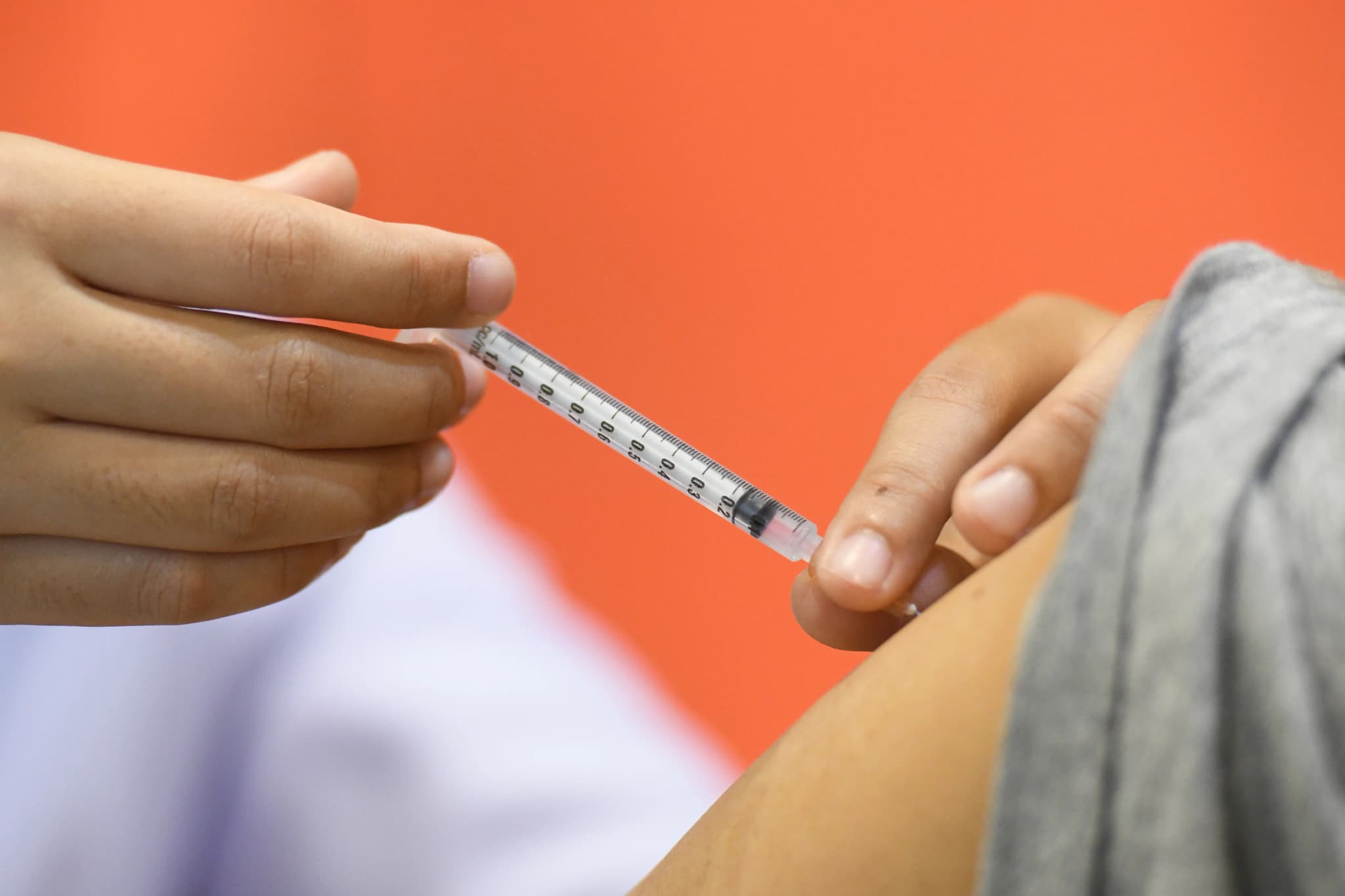 TNP 120521 ฉีดวัคซีนนอก รพ.