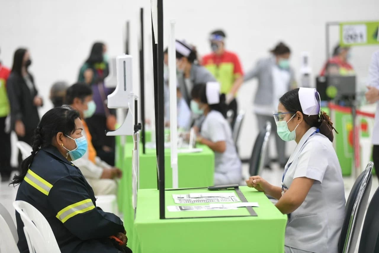 ไทยป่วยโควิด-19 เพิ่ม 3,394 ราย จากเรือนจำ 1,498 ราย แพทย์รักษาผู้ติดเชื้อหายอีก 4,450 ราย