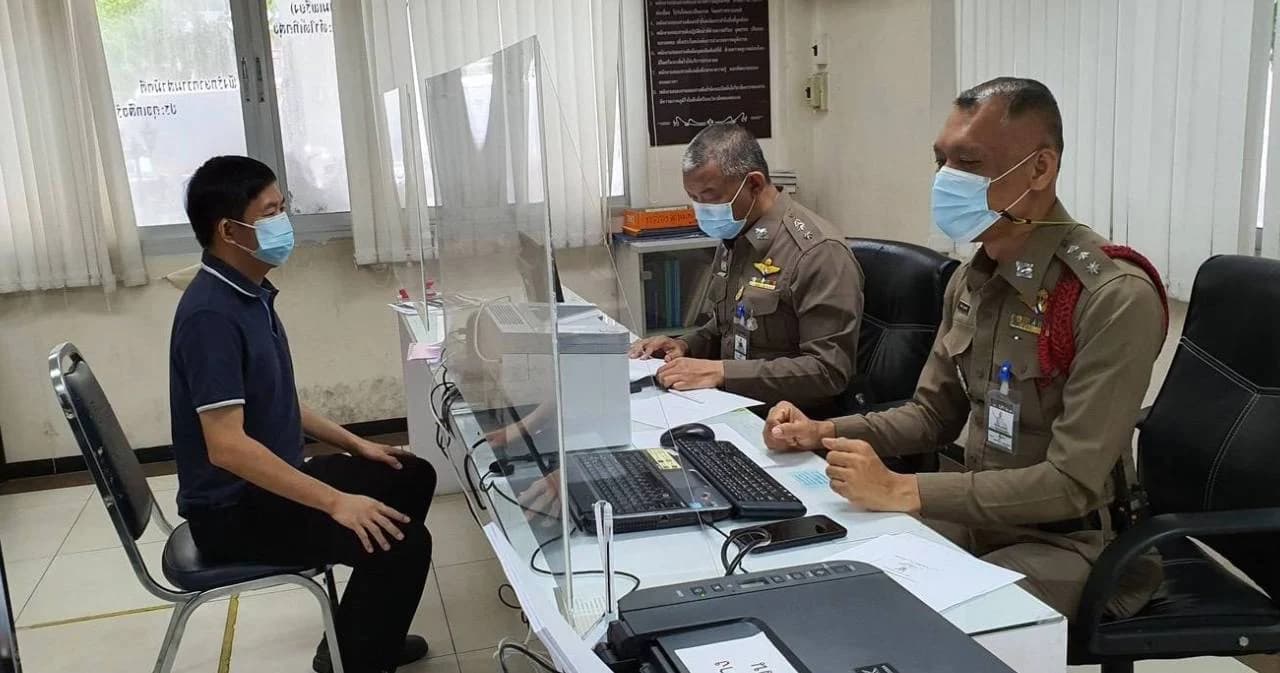 เขตห้วยขวาง แจ้งความเอาผิดกองประกวนมิสแกรนด์สมุทรสาคร ไม่ใส่แมสก์-ไม่เว้นระยะห่าง