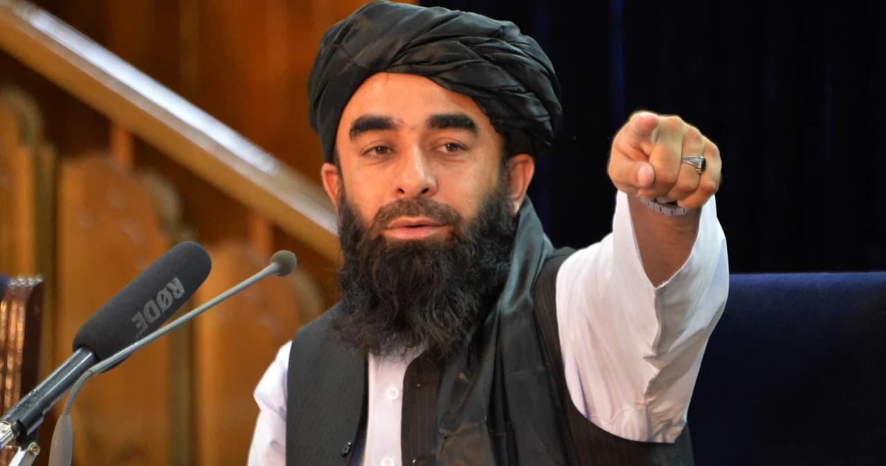 ตาลีบันห้ามชาวอัฟกานิสถาน เดินทางไปสนามบินคาบูลเพื่ออพยพ จี้สหรัฐฯ หยุดพาผู้เชี่ยวชาญหนี