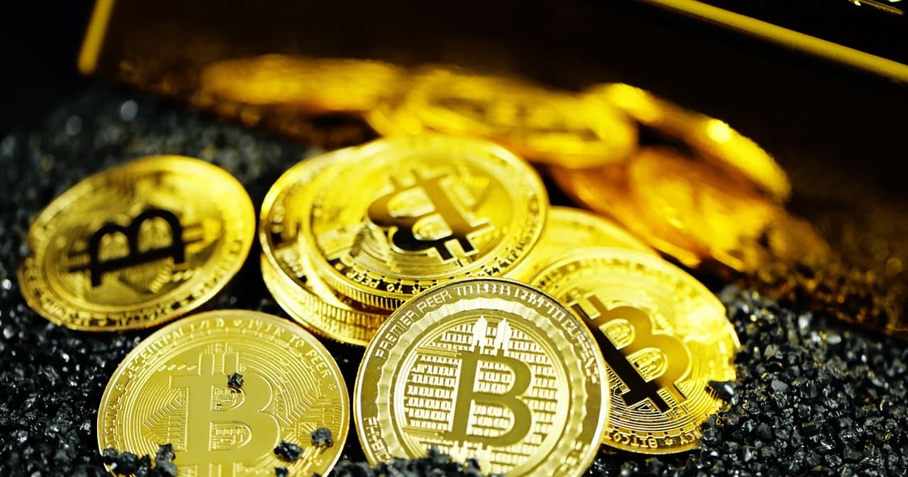 เอลซัลวาดอร์อนุมัติ ‘บิตคอยน์’ เป็นเงินถูกกฎหมายประเทศแรกในโลก