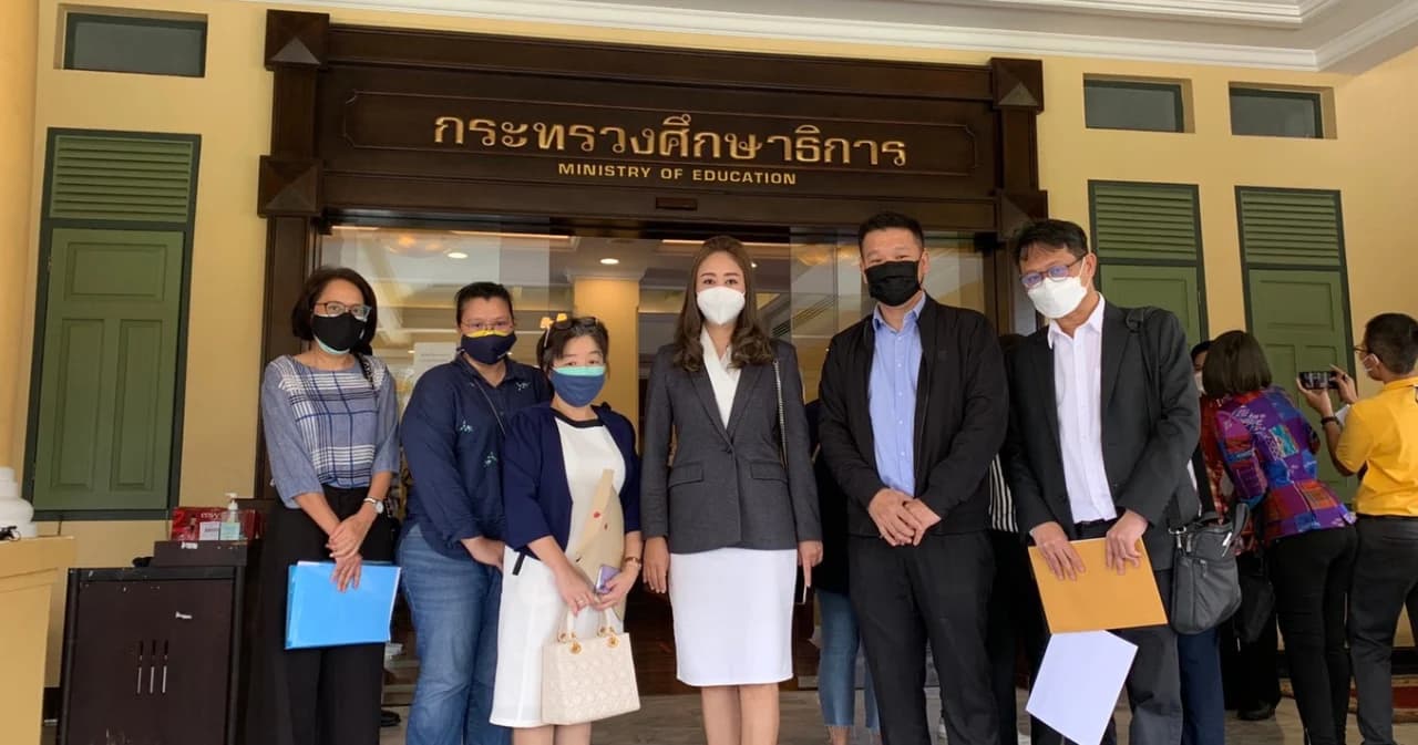 ส.ส.เสรีรวมไทย จี้ สช. จัดสอบ SAT หลังร้องเรียน นายกฯ และศบค. แต่เรื่องเงียบ