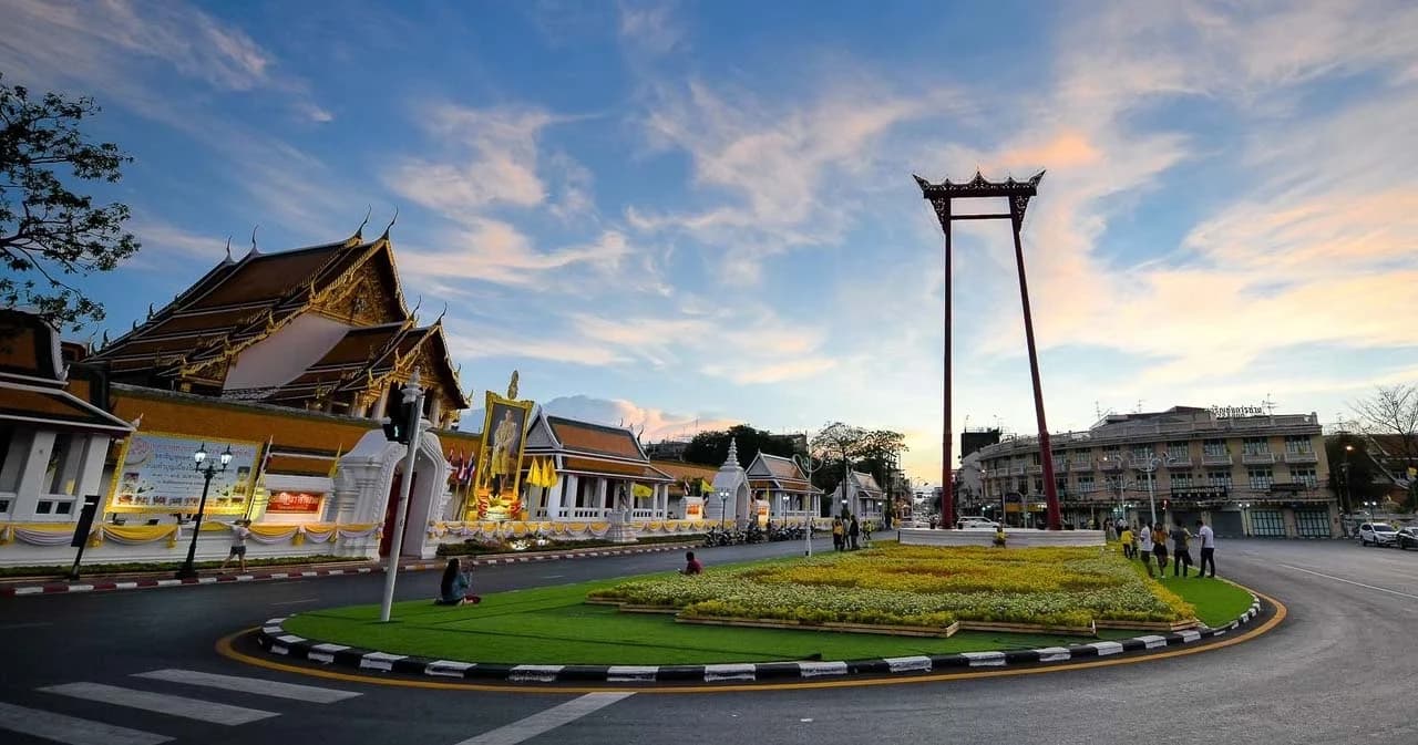 กทม. ขยับวันเปิดเมืองรับ นทท.ต่างชาติที่ฉีดวัคซีนแล้วมาเที่ยวโดยไม่ต้องกักตัวเป็น 15 ต.ค. นี้