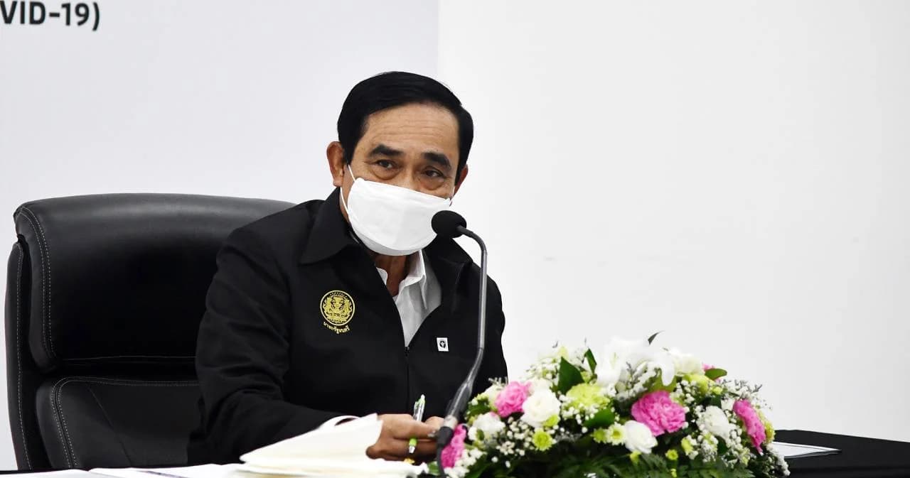 นายกฯ ฝากหัวใจไว้กับชาวชลบุรี ยืนยัน จะทำประเทศให้สงบสุขมากที่สุด ขอทุกคนเชื่อมั่นระบบสาธารณสุขไทย