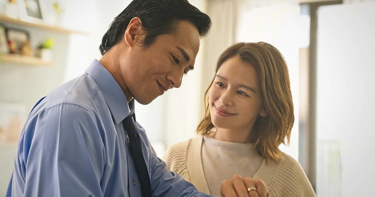 พูดคุยกับ ‘ผู้กำกับ-นักแสดงนำ’ WHO’S BY YOUR SIDE ซีรีส์สายดาร์กเจาะลึกมุมมองของความสัมพันธ์