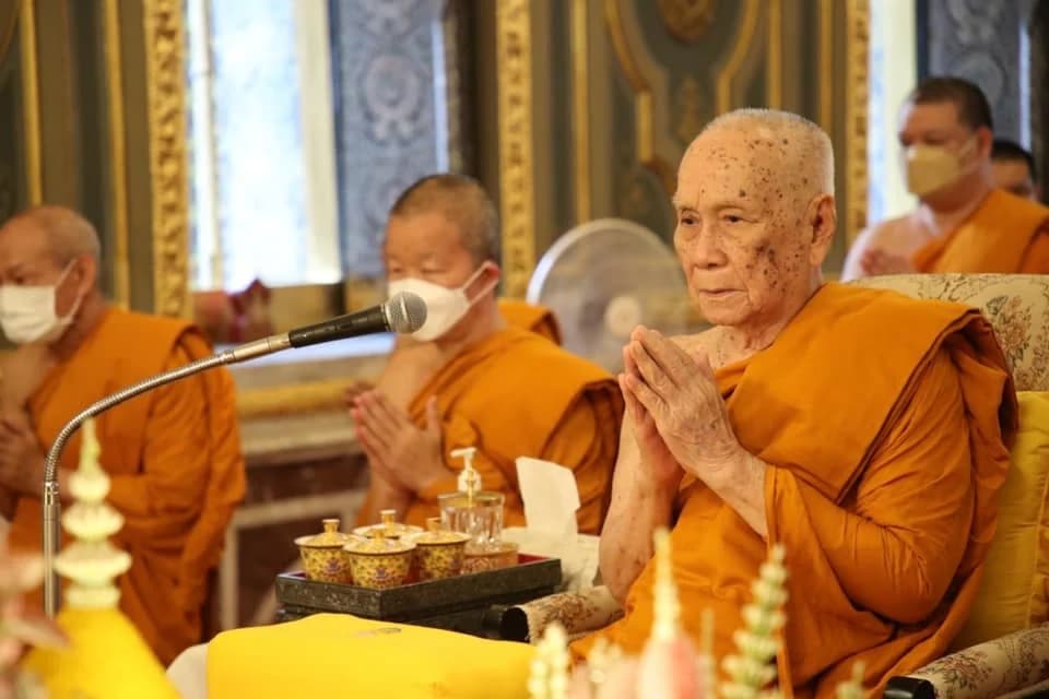 สมเด็จพระสังฆราช ประทานพระดำรัสเนื่องในวันชาติและวันพ่อแห่งชาติ