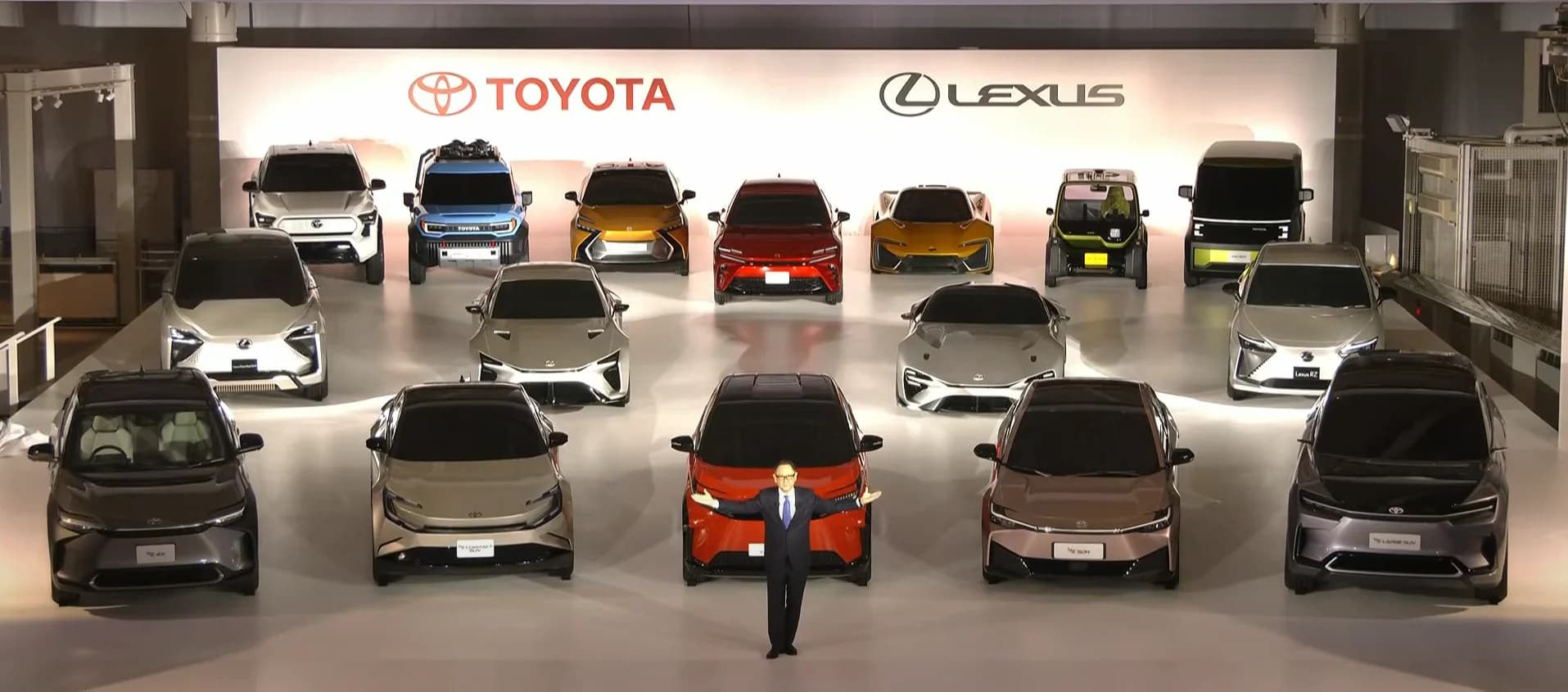 โตโยต้า ประกาศบุก ‘รถยนต์ไฟฟ้า’ เต็มกำลัง เตรียมส่ง EV กว่า 30 รุ่นออกสู่ตลาดภายในปี 2030