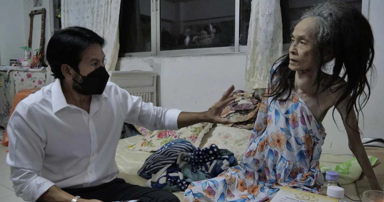 ‘เพ็ญพร ไพฑูรย์’ อดีตนางแบบดังกับภาพล่าสุดซูบผอมน้ำหนักเหลือ 26 ก.ก. หลังป่วยเป็นไทรอยด์-ถุงลมโป่งพอง