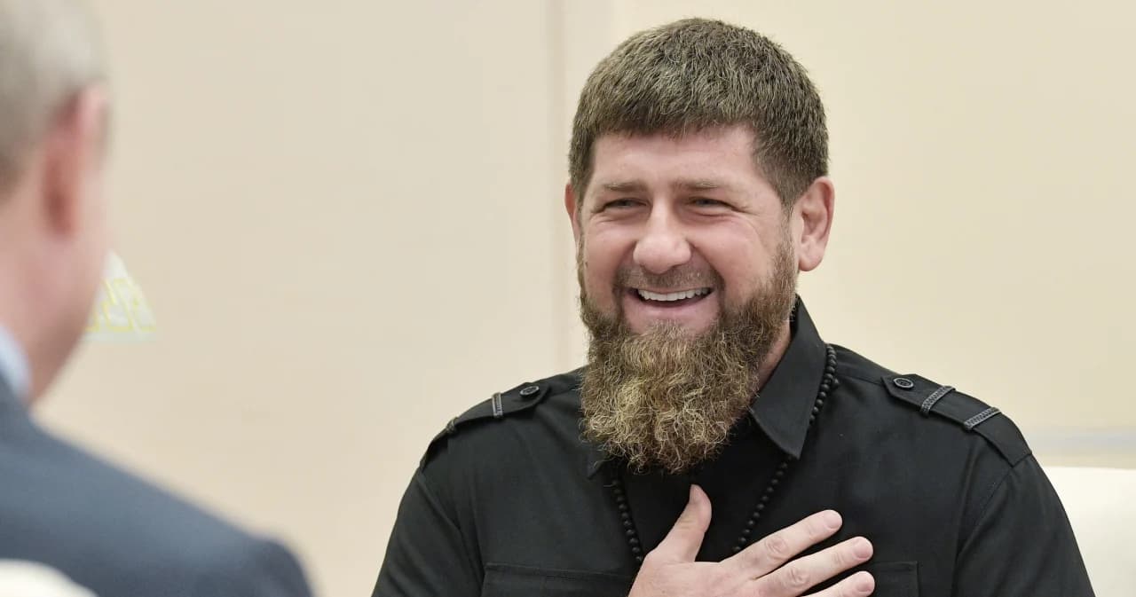 ผู้นำเชชเนียร่วมรบ ‘ปูติน’ เตรียมส่งลูกชาย 3 คน อายุ 14-16 ปี เป็นทหารแนวหน้าสงครามยูเครน