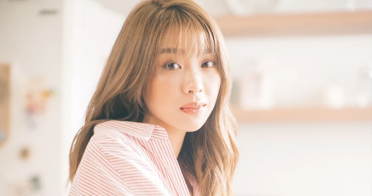 ‘แก้ว ณัฐรุจา’ ปล่อยเพลงโรแมนติกป๊อป ‘อาการชัด’ ศิลปินเบอร์แรกค่าย IR