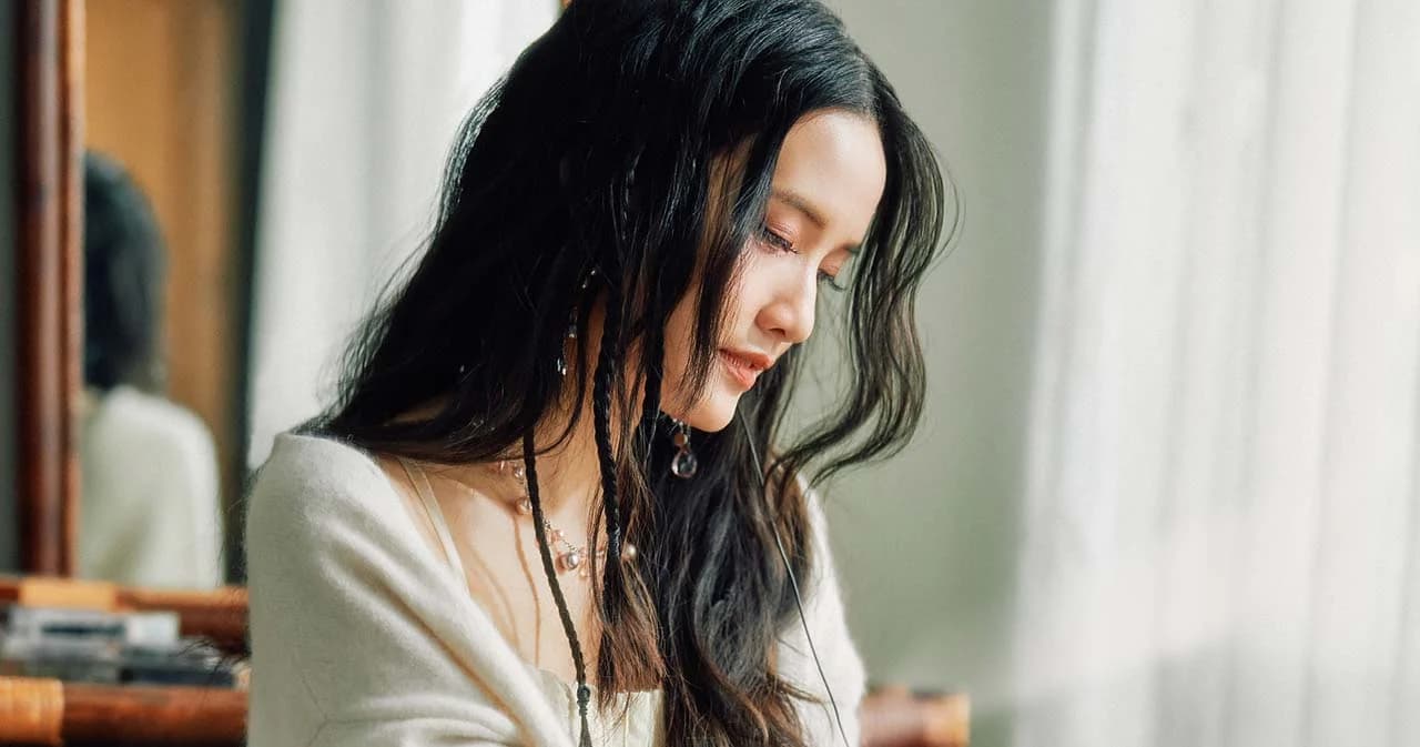 ‘แพง พัทธนันท์’ แชร์ความทรงจำผ่านเพลง ‘Moment’ ซิงเกิลใหม่ ที่อบอุ่นหัวใจเสมอเมื่อนึกถึง