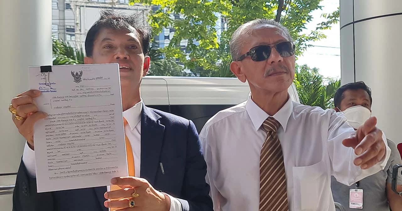 ‘ชูวิทย์’ ยื่นฟ้อง ‘สันธนะ’ เรียกค่าเสียหาย 100 ล้านบาท กล่าวหาโรงแรมเป็นแหล่งมั่วสุมยาเสพติด