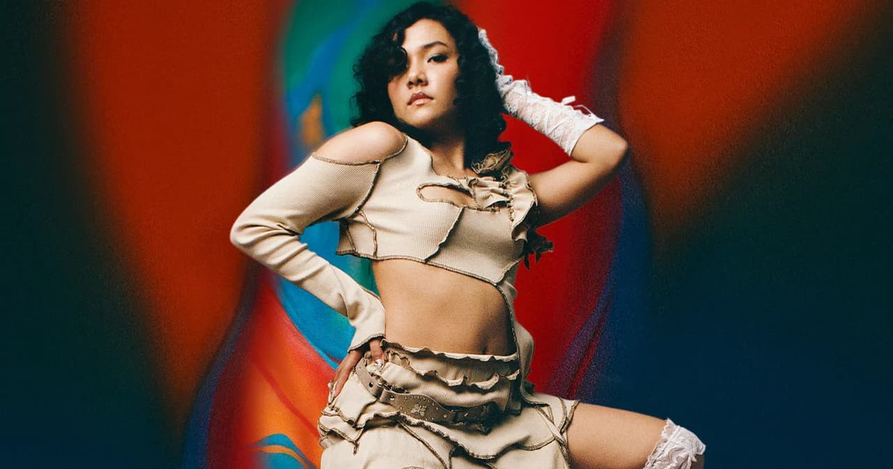 ‘Flower.far’ ศิลปินไทยคนที่ 2 ที่ได้โชว์สุดพิเศษกับ ‘COLORS’