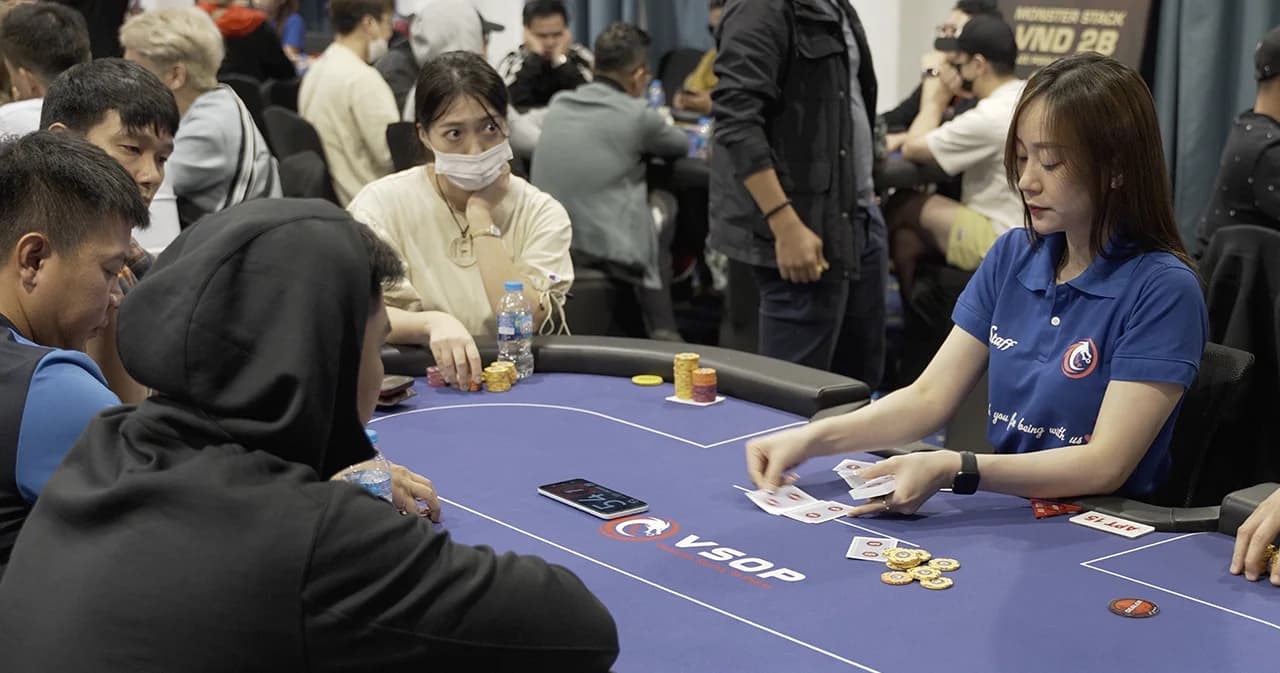 มากกว่าแค่ชิป ไพ่ และดวง อีกมุมของ POKER TOURNAMENT ถูกกฎหมาย ในเวียดนาม