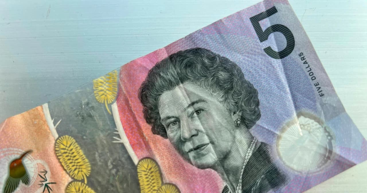 ออสเตรเลียเตรียมเปลี่ยนภาพ ‘ควีนเอลิซาเบธที่ 2’ บนธนบัตร 5 ดอลลาร์ ใช้ภาพวัฒนธรรมชนพื้นเมืองแทน