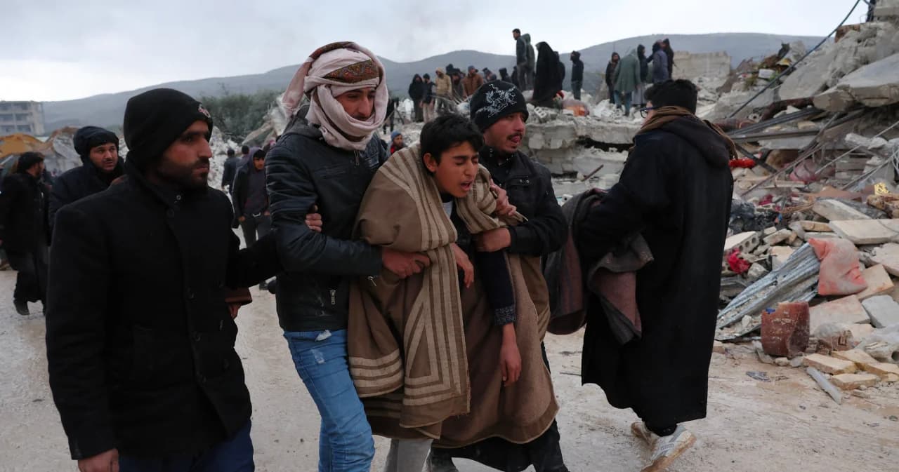 แผ่นดินไหว 5.5 แมกนิจูด เขย่าซ้ำภาคกลางตุรกี ยอดตายล่าสุดทะลุ 4,300 คน