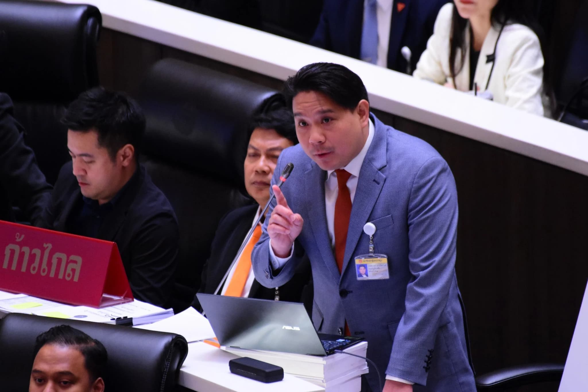 ‘พิจารณ์’ ชำแหละปมเรือหลวงสุโขทัยล่ม ถามนายกฯ เรือรบหรือขนมเค้ก จ้องจะกินกันให้ได้ทุกส่วน