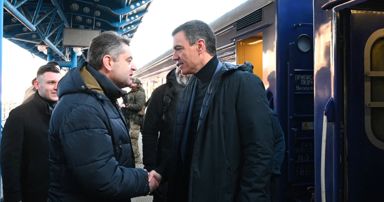 นายกฯ สเปนเดินทางเยือนยูเครน เตรียมกล่าวสุนทรพจน์ต่อรัฐสภา ก่อนครบ 1 ปี รัสเซียเปิดฉากสงคราม