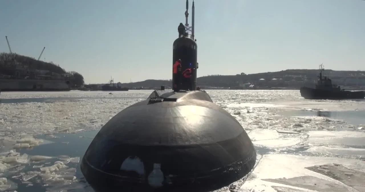 เรือดำน้ำรัสเซียทดสอบขีปนาวุธ พิสัยไกล 1,000 กม. ในทะเลญี่ปุ่น ไปได้ถึงหมู่เกาะญี่ปุ่น-ฐานทัพสหรัฐฯ