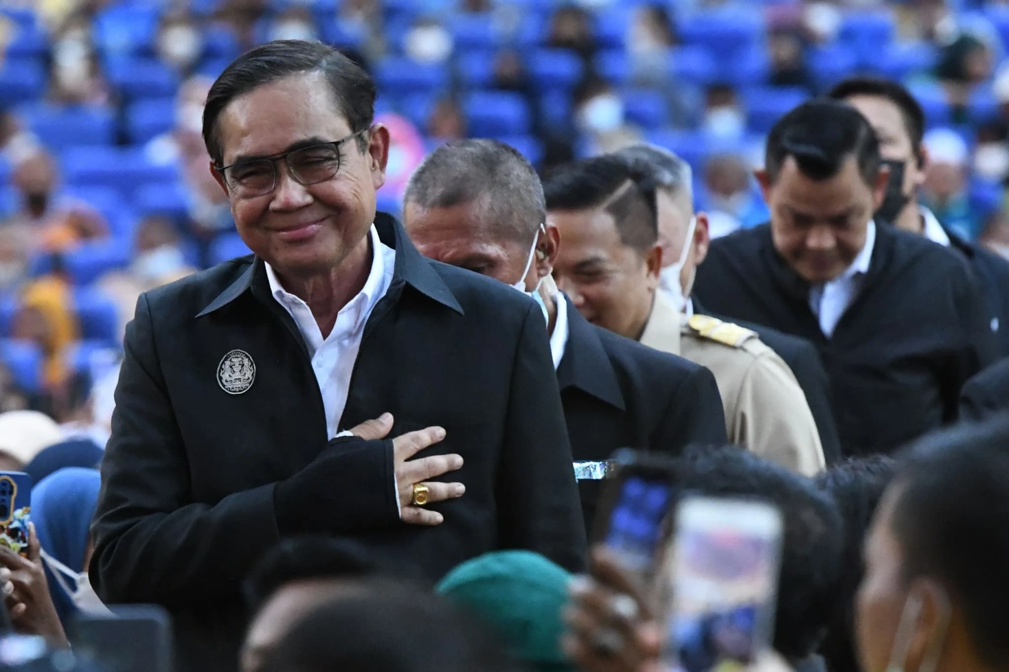 พล.อ.ประยุทธ์ ห่วงช่วงรอยต่อก่อนเลือกตั้ง ระบุ ยังรักษาการอีกนาน