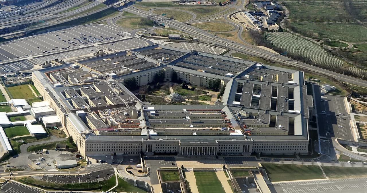 เผยมือปล่อยเอกสารลับสหรัฐฯ ทำงานในฐานทัพอเมริกัน ไม่ได้ถูกต่างชาติสอดแนม