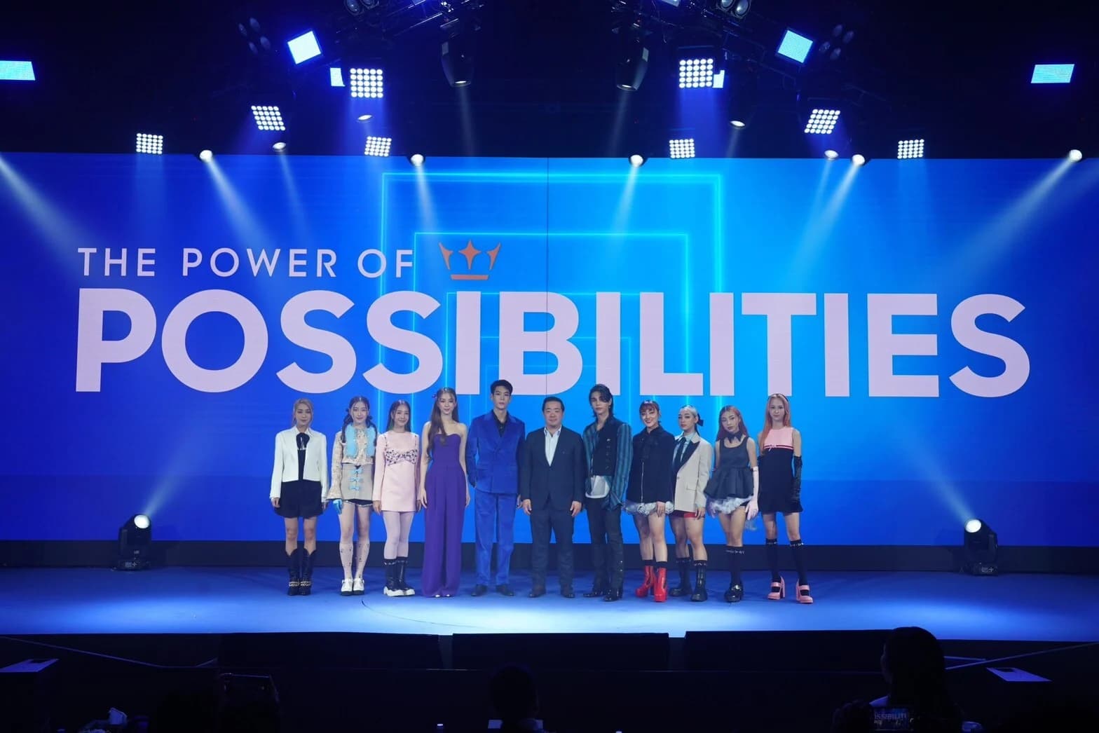 คิง เพาเวอร์ปรับทัพ E-Commerce Ecosystem ทั้งระบบ เผยโฉมใหม่ KINGPOWER.COM พร้อมเปิดตัว THE POSSIBILITIES MAKERS! ‘เจเจ ต้าเหนิง 4EVE และเจฟ ซาเตอร์’